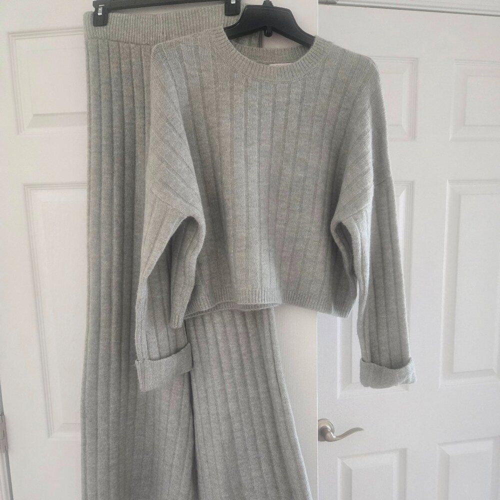 Sincerely Jules lounge set